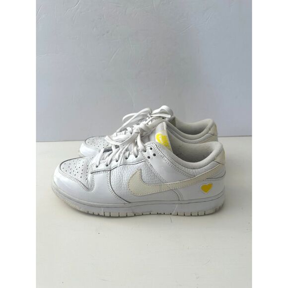 Nike Dunk Low "Valentine's Day Yellow Heart" Sneaker in a White Colorway Sz 8 - Picture 1 of 5